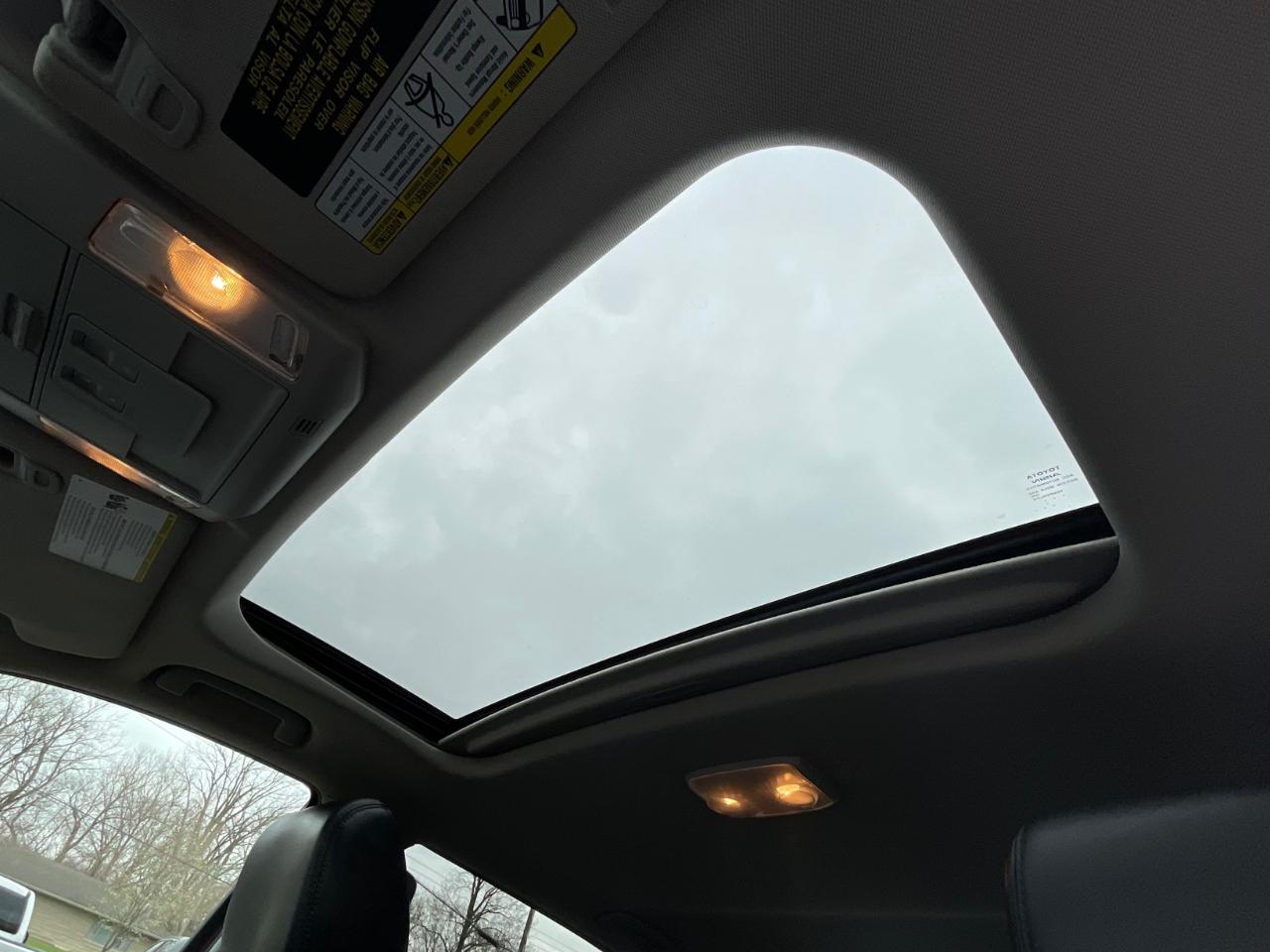 Toyota Tundra Platinum CrewMax 5.7L 4WD 2017