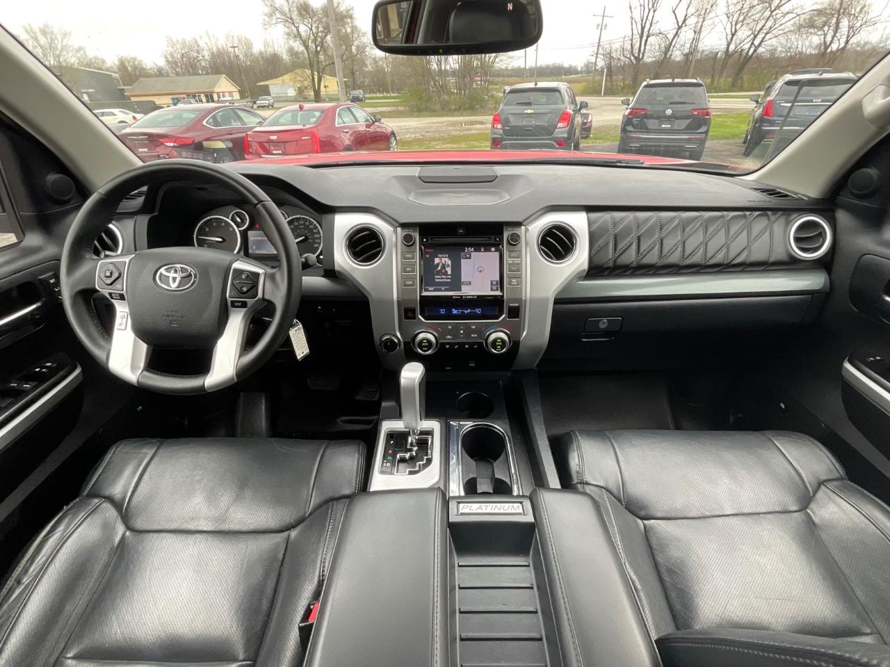 Toyota Tundra Platinum CrewMax 5.7L 4WD 2017