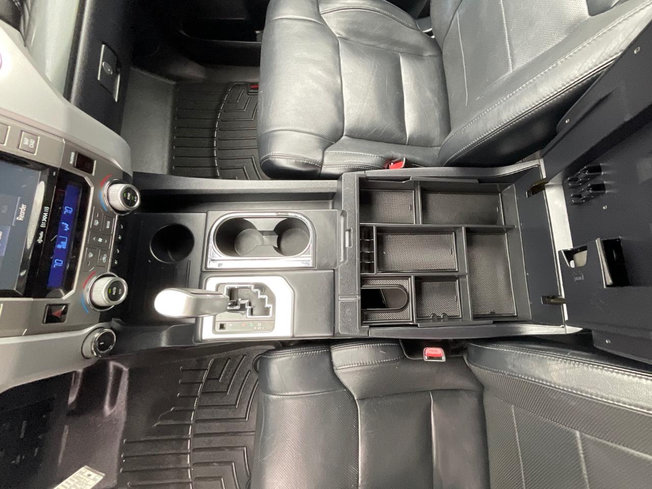 Toyota Tundra Platinum CrewMax 5.7L 4WD 2017