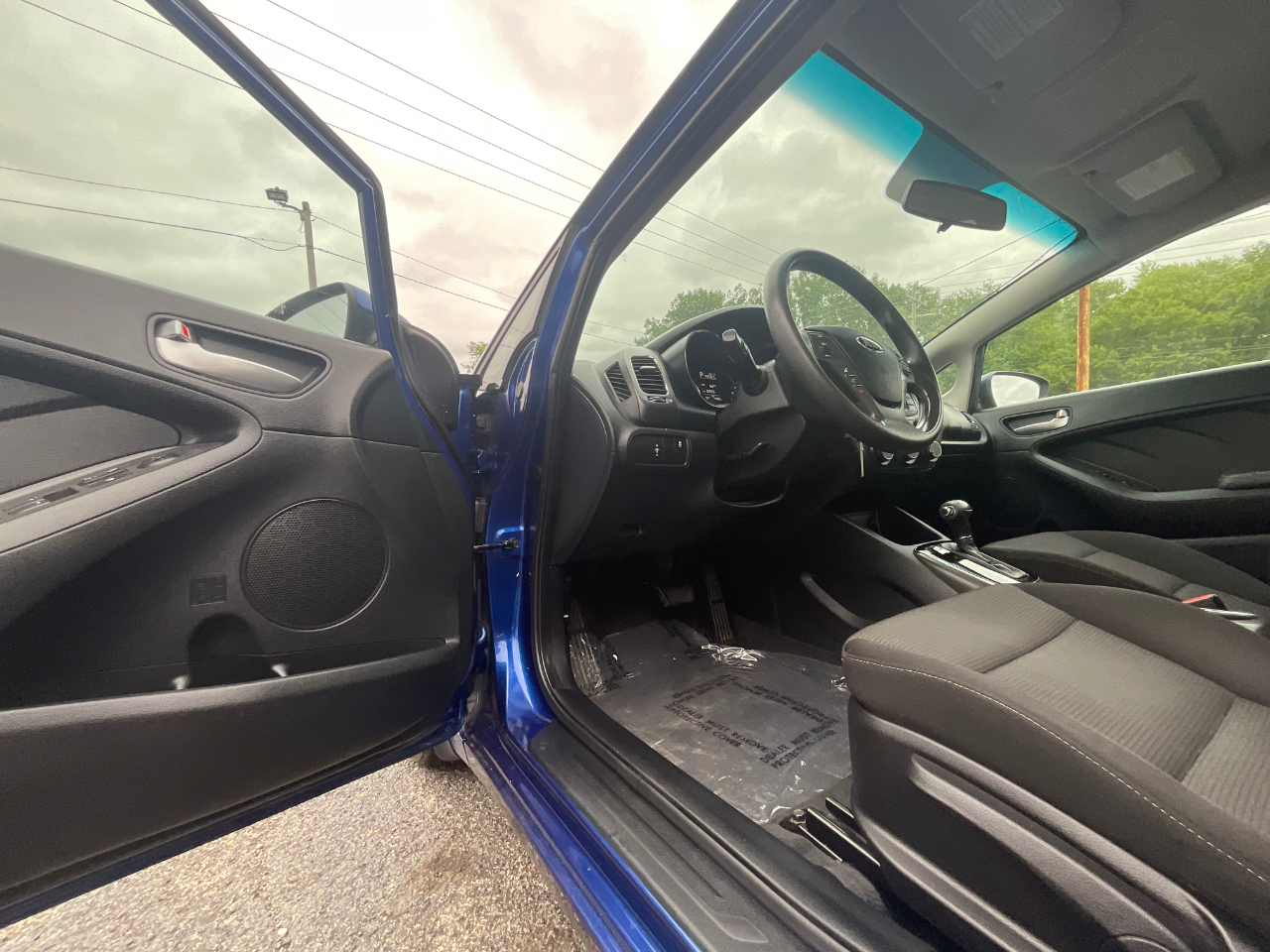 Kia Forte LX 6A 2017