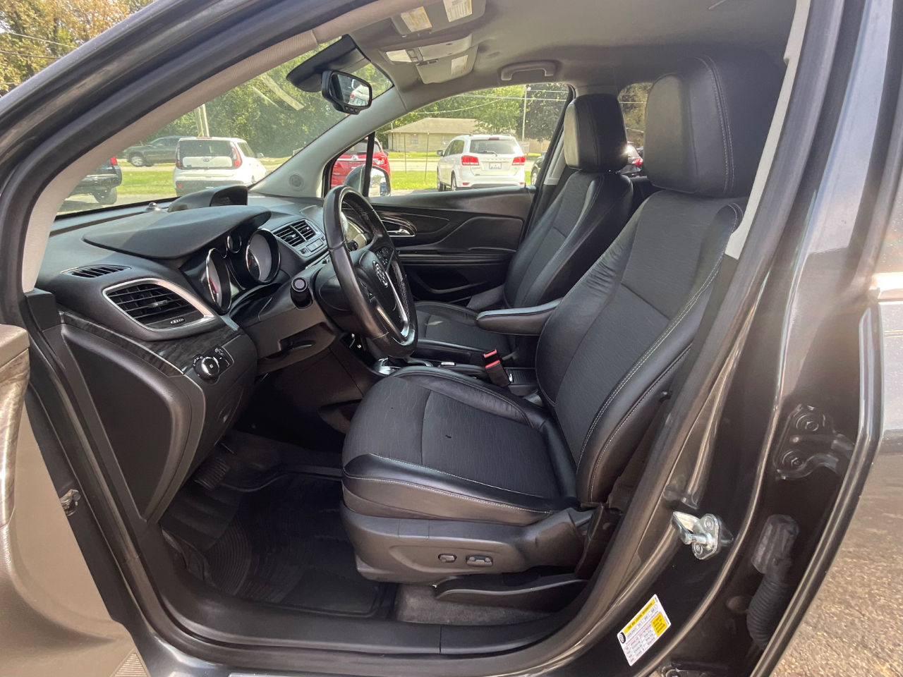 2016 Buick Encore Convenience photo 10