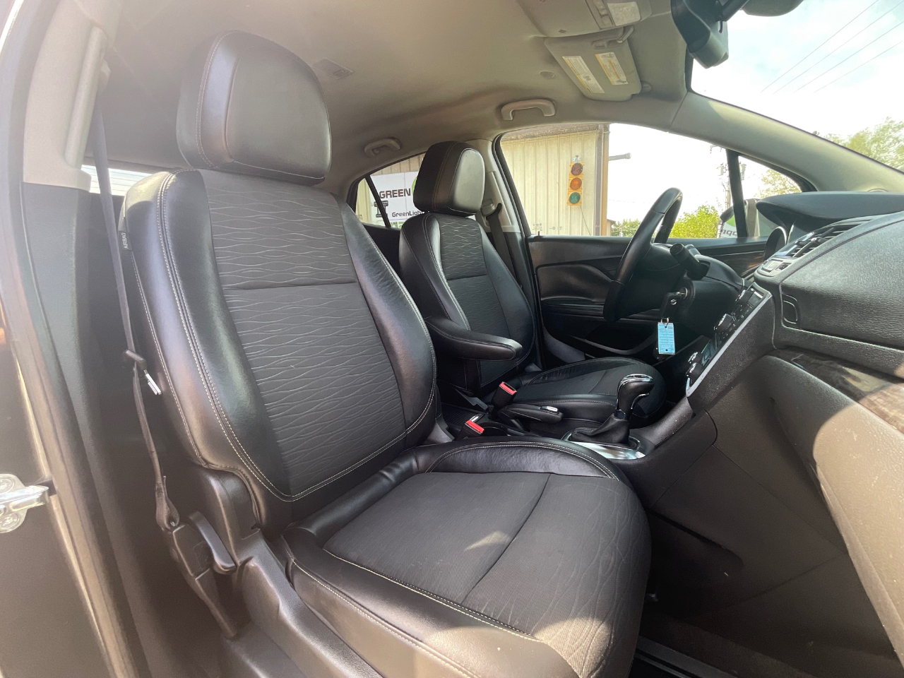 2016 Buick Encore Convenience photo 13