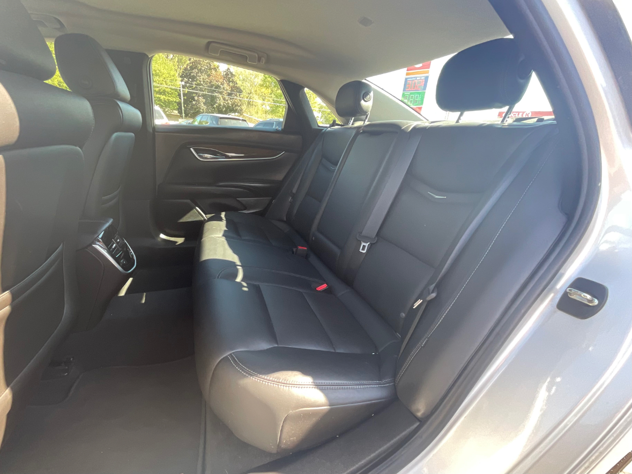 2016 Cadillac XTS Luxury photo 13