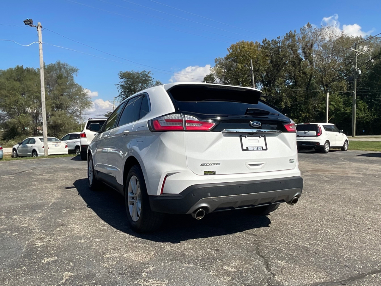2020 Ford Edge SEL photo 5