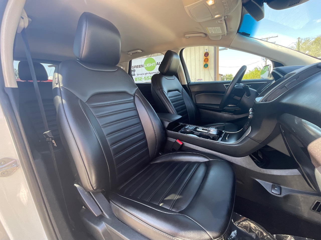 2020 Ford Edge SEL photo 12