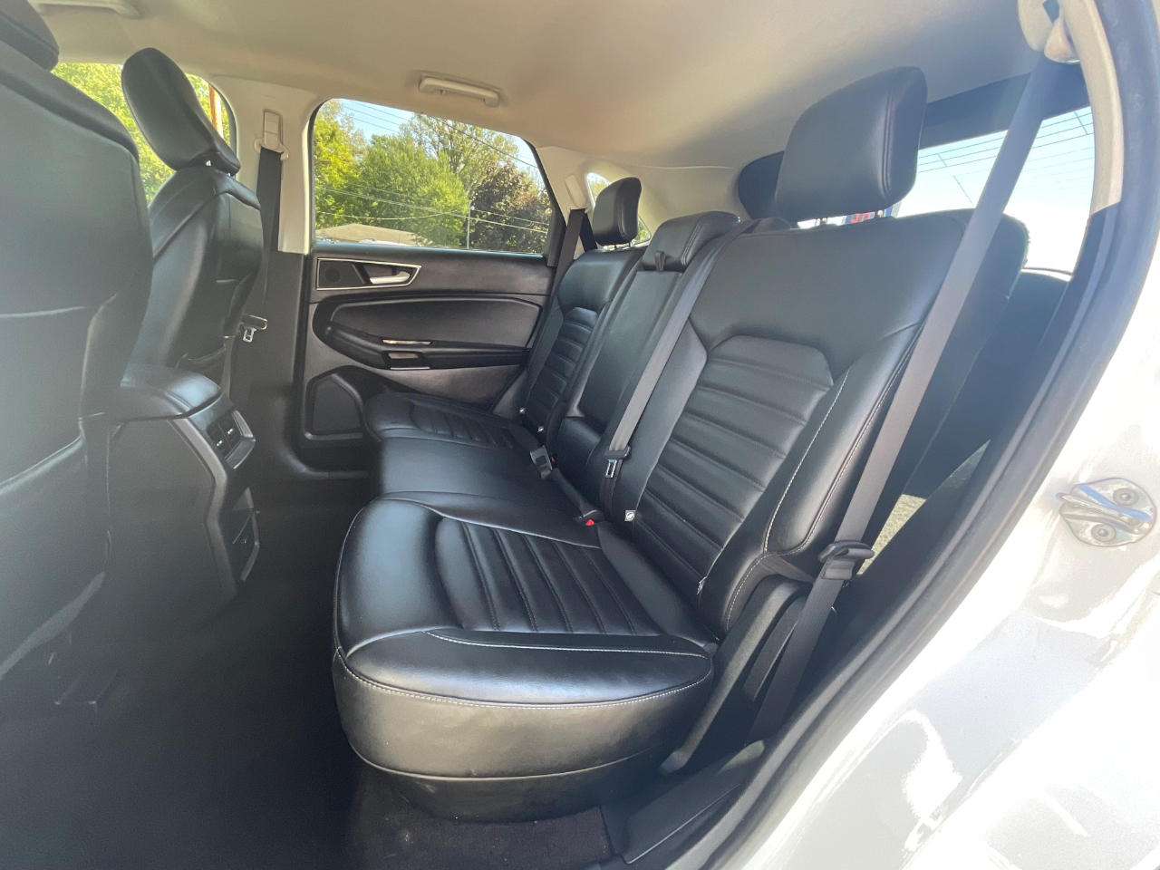 2020 Ford Edge SEL photo 13