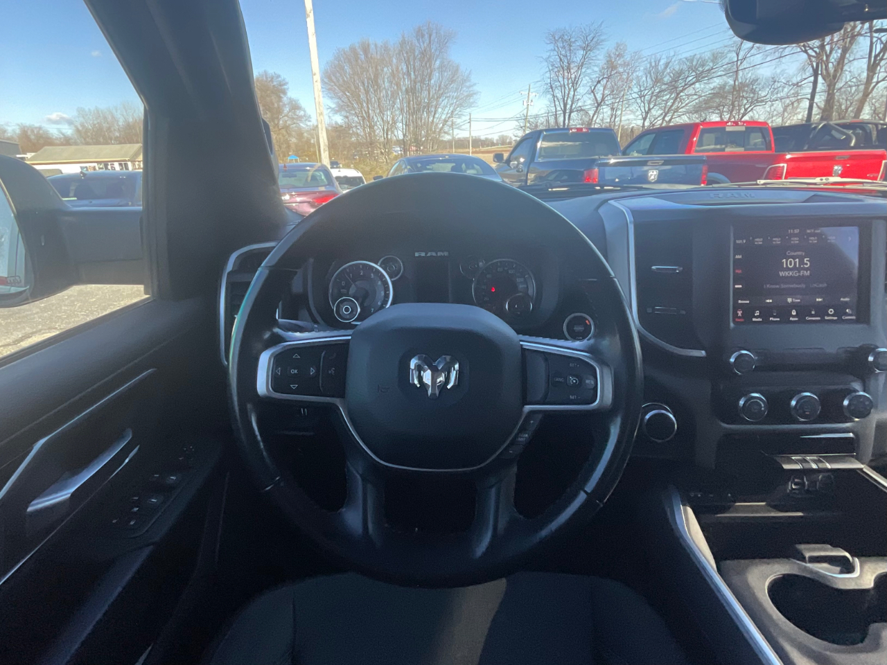 RAM 1500 Big Horn Crew Cab SWB 4WD 2019