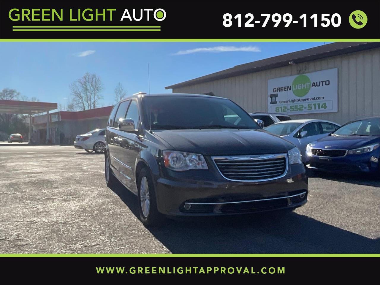 2015 Chrysler Town & Country Touring-L