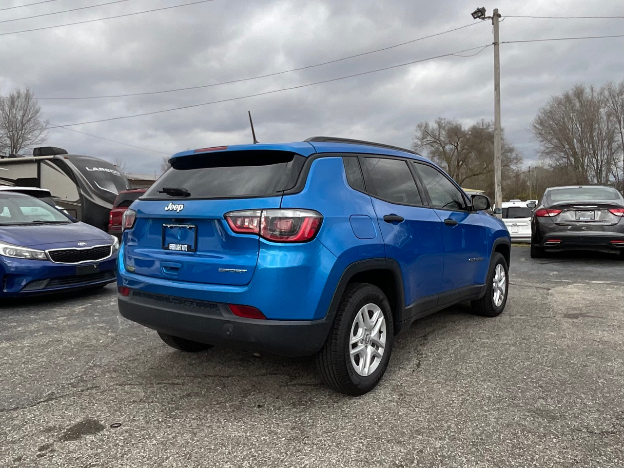 2018 Jeep Compass Sport photo 3