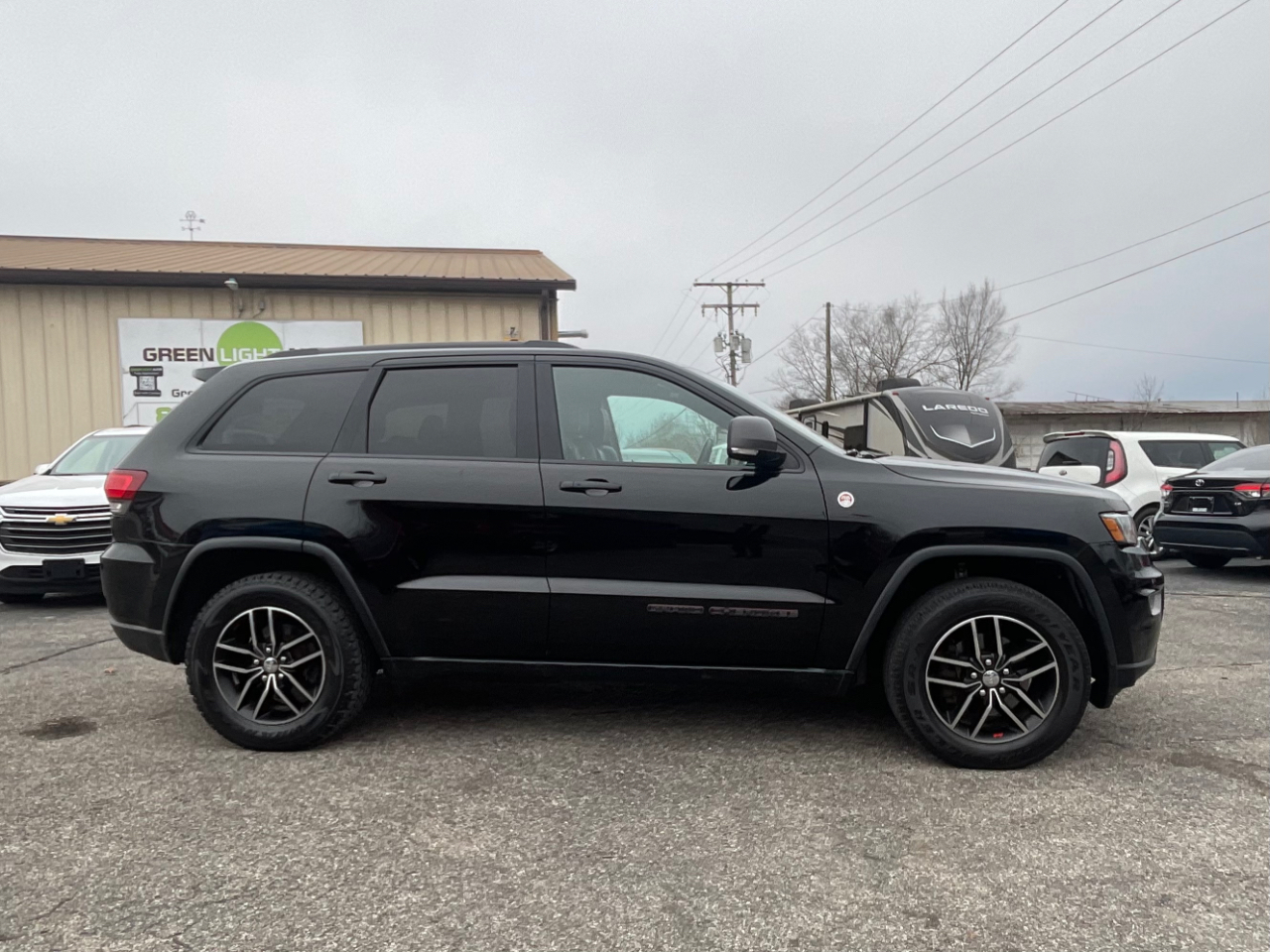 2017 Jeep Grand Cherokee Trailhawk photo 2