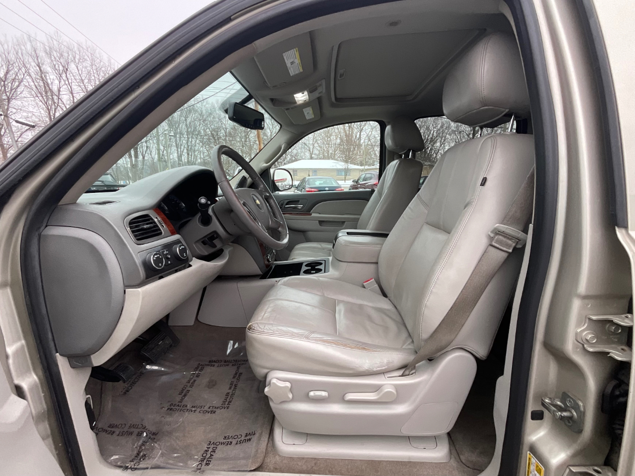 Chevrolet Suburban LTZ 1500 4WD 2013