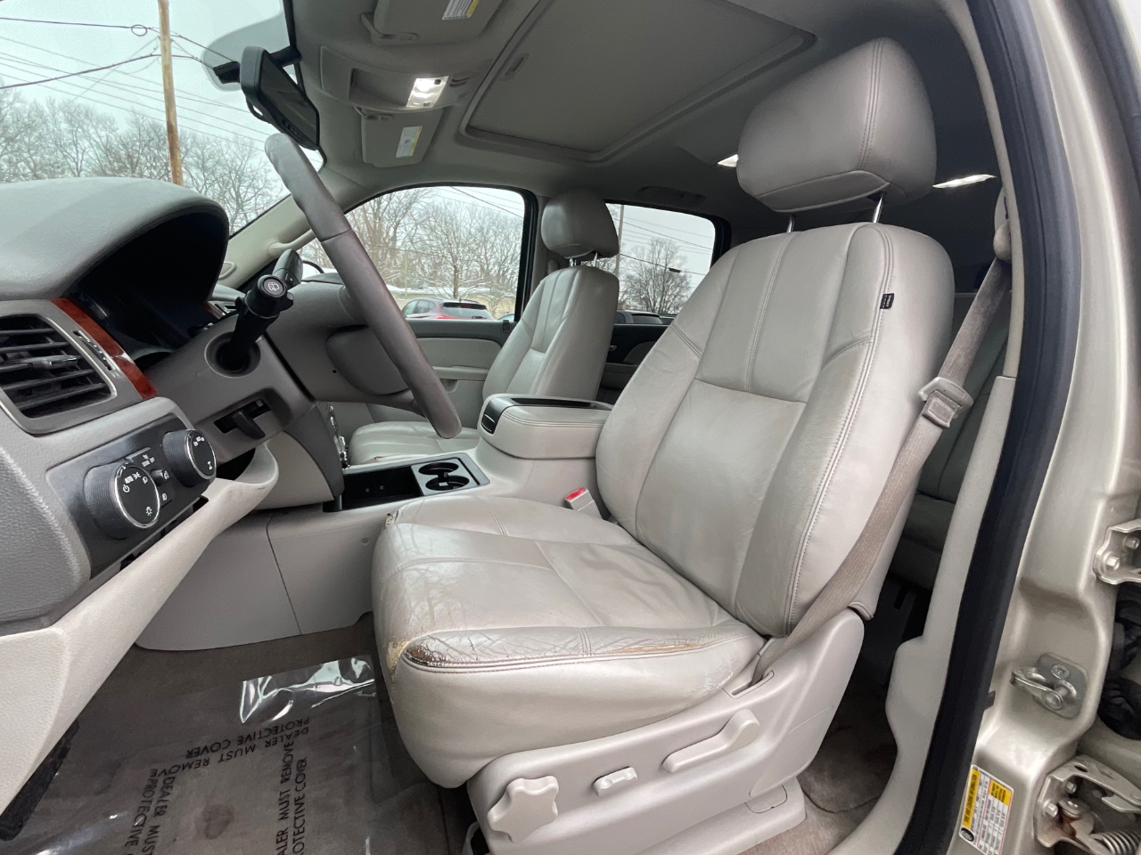 Chevrolet Suburban LTZ 1500 4WD 2013