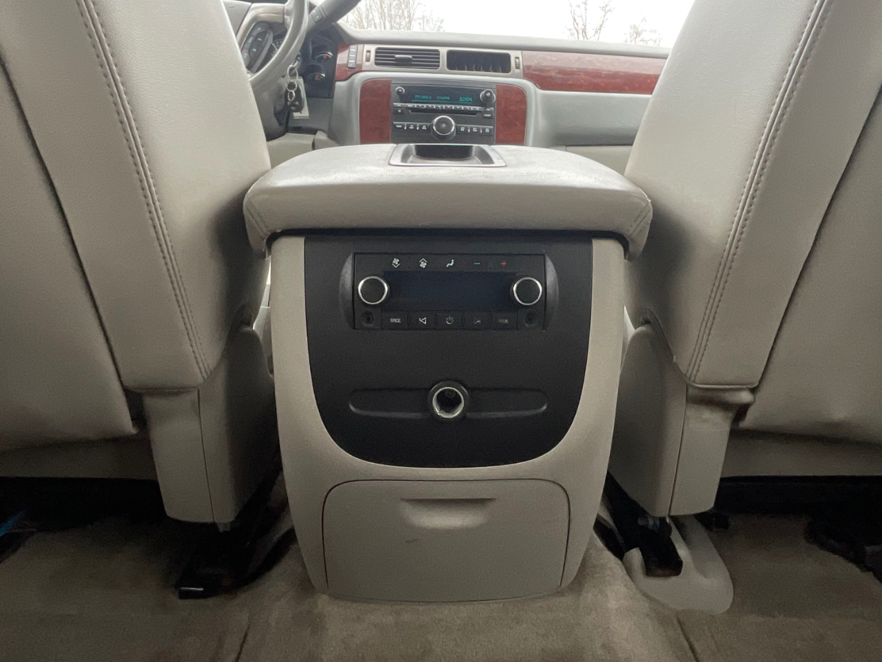 Chevrolet Suburban LTZ 1500 4WD 2013