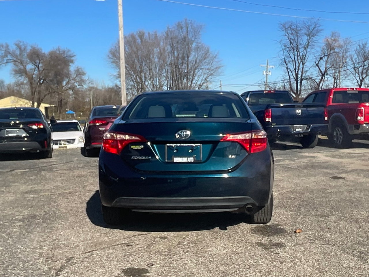 2018 Toyota Corolla XLE XSE photo 3