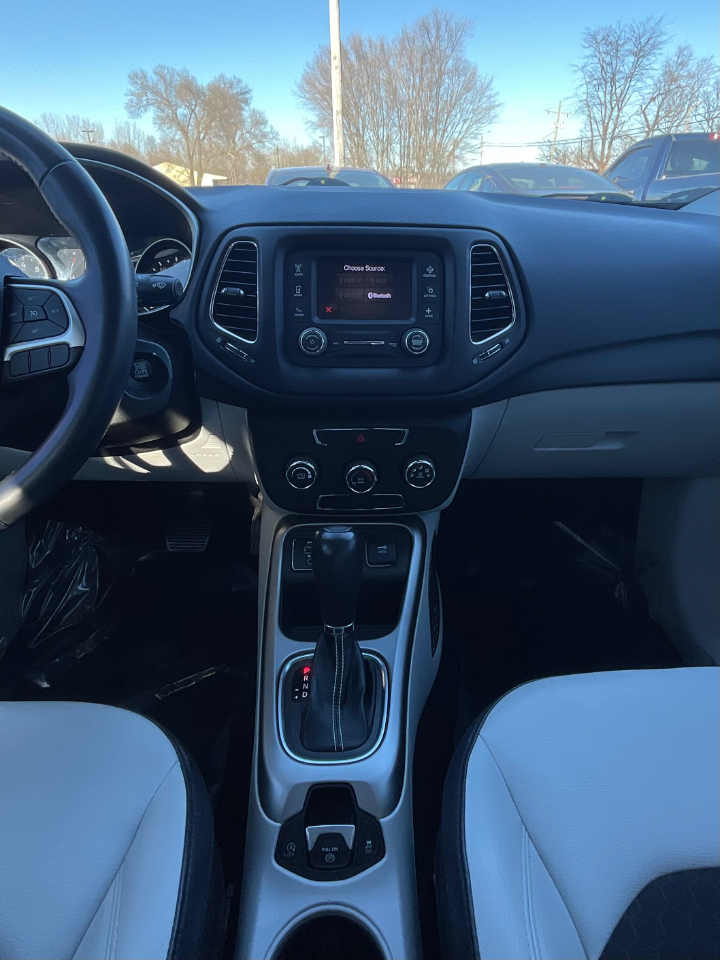 Jeep Compass Latitude FWD 2018