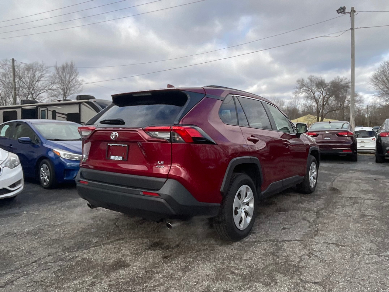 Toyota RAV4 LE AWD 2021