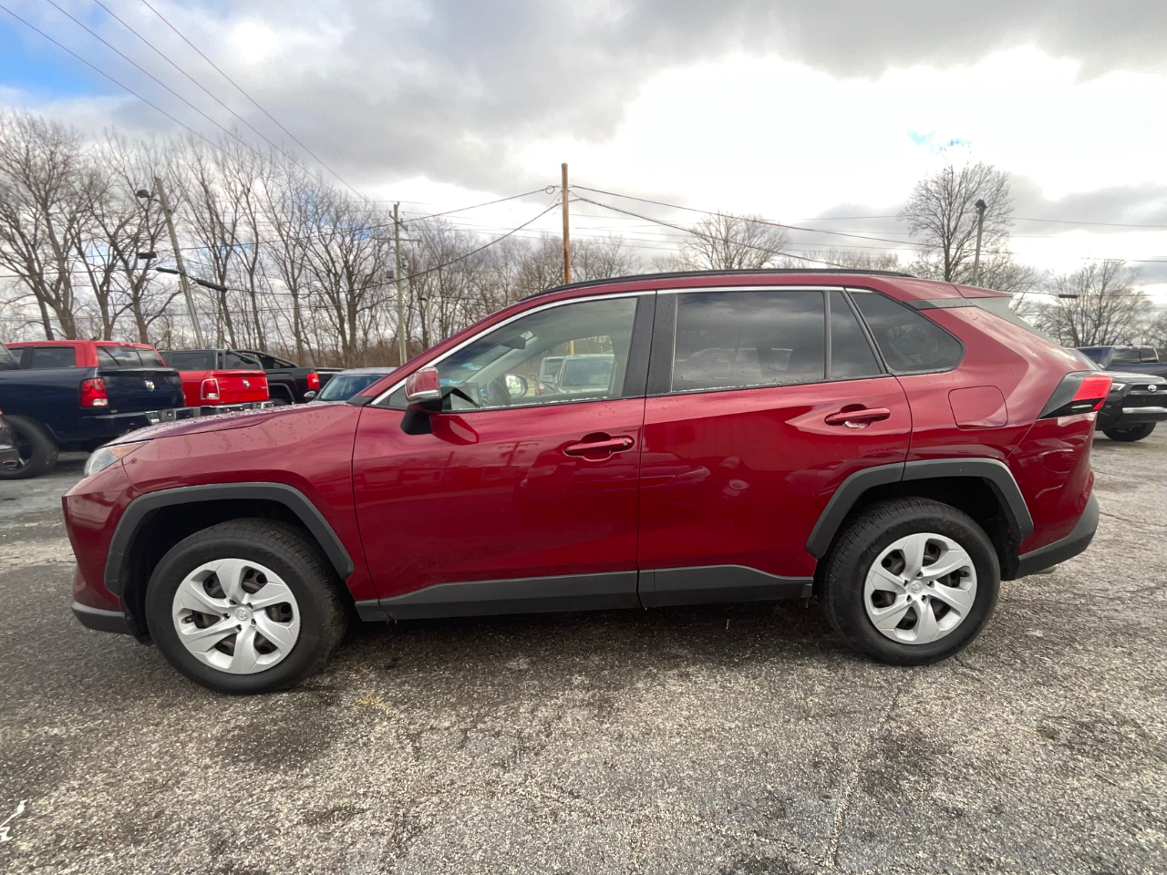 Toyota RAV4 LE AWD 2021