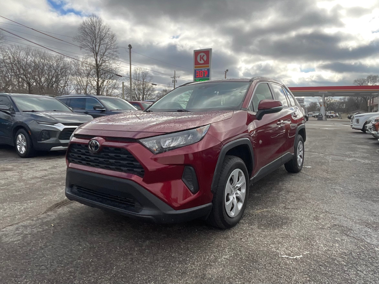 Toyota RAV4 LE AWD 2021