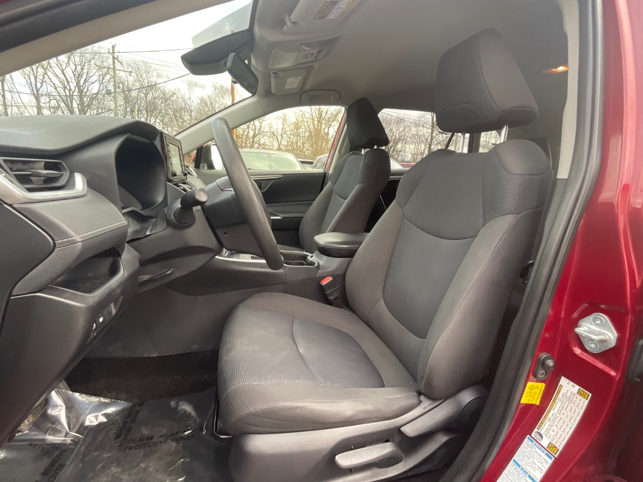 Toyota RAV4 LE AWD 2021