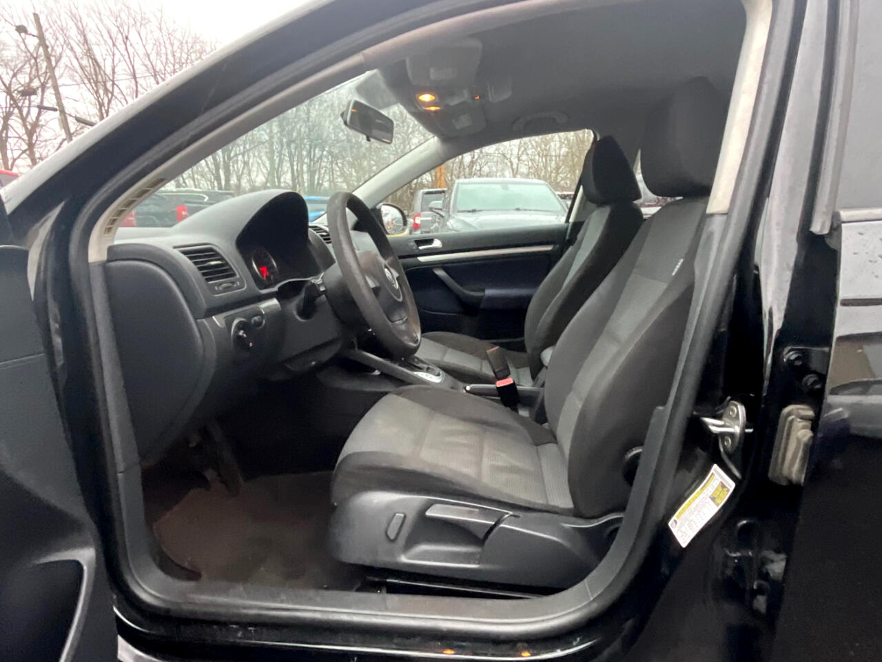 Volkswagen Jetta S PZEV 2010