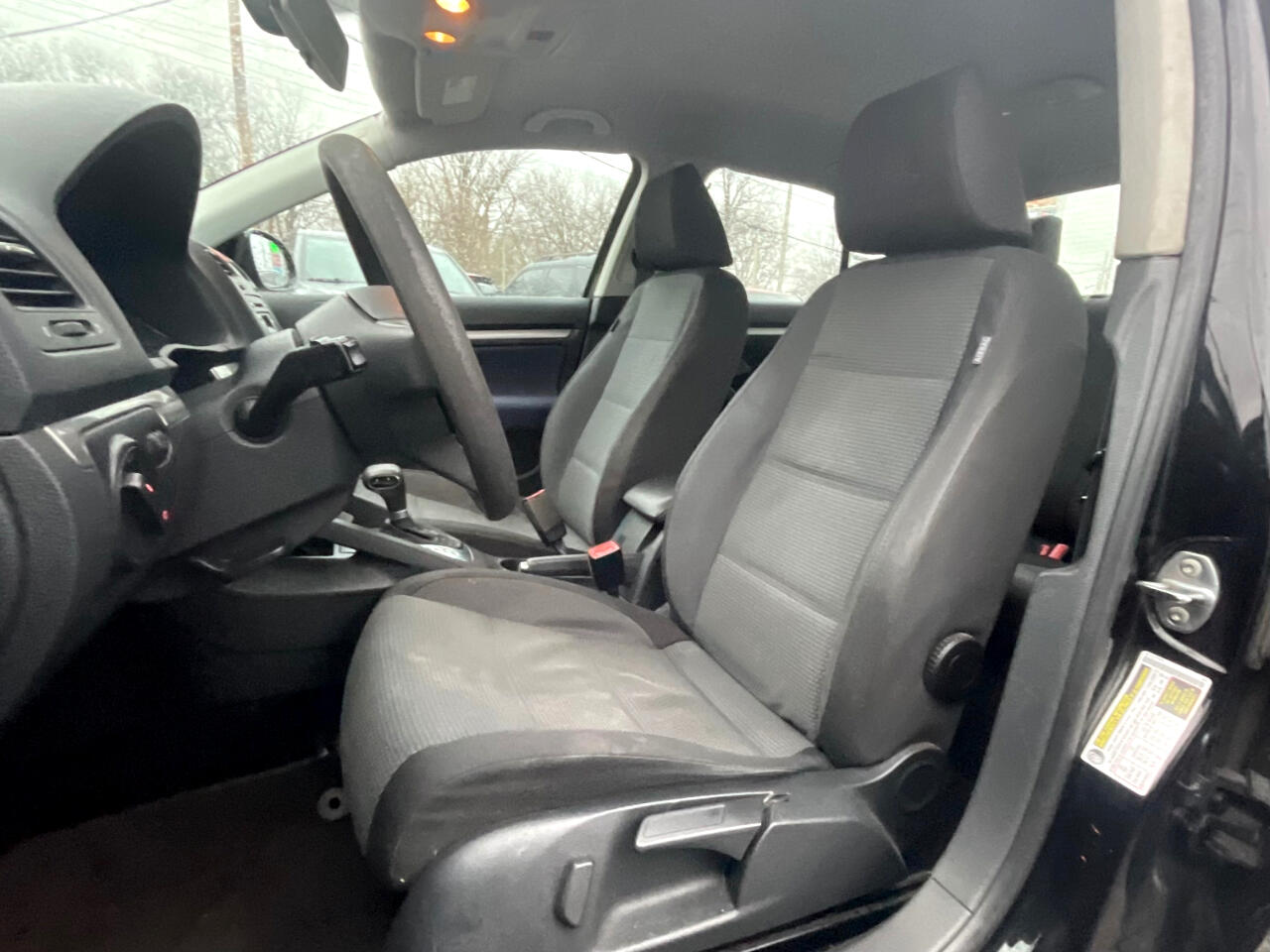 Volkswagen Jetta S PZEV 2010