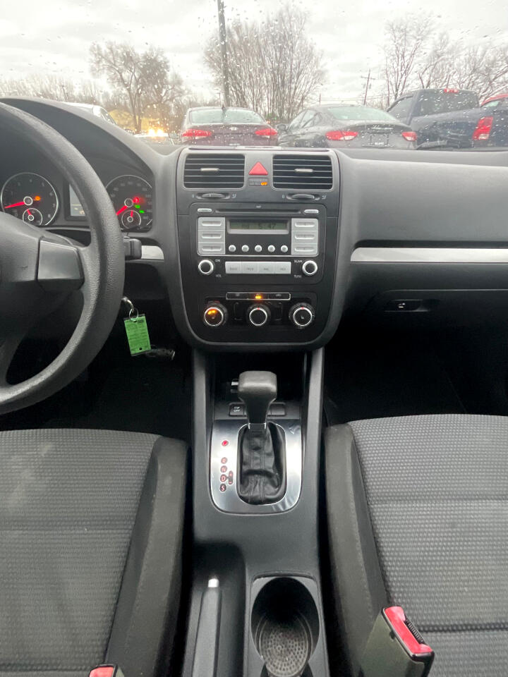 Volkswagen Jetta S PZEV 2010