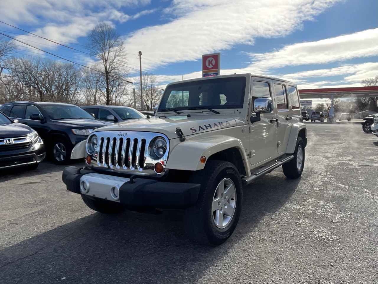 Jeep Wrangler Unlimited Sahara 4WD 2011
