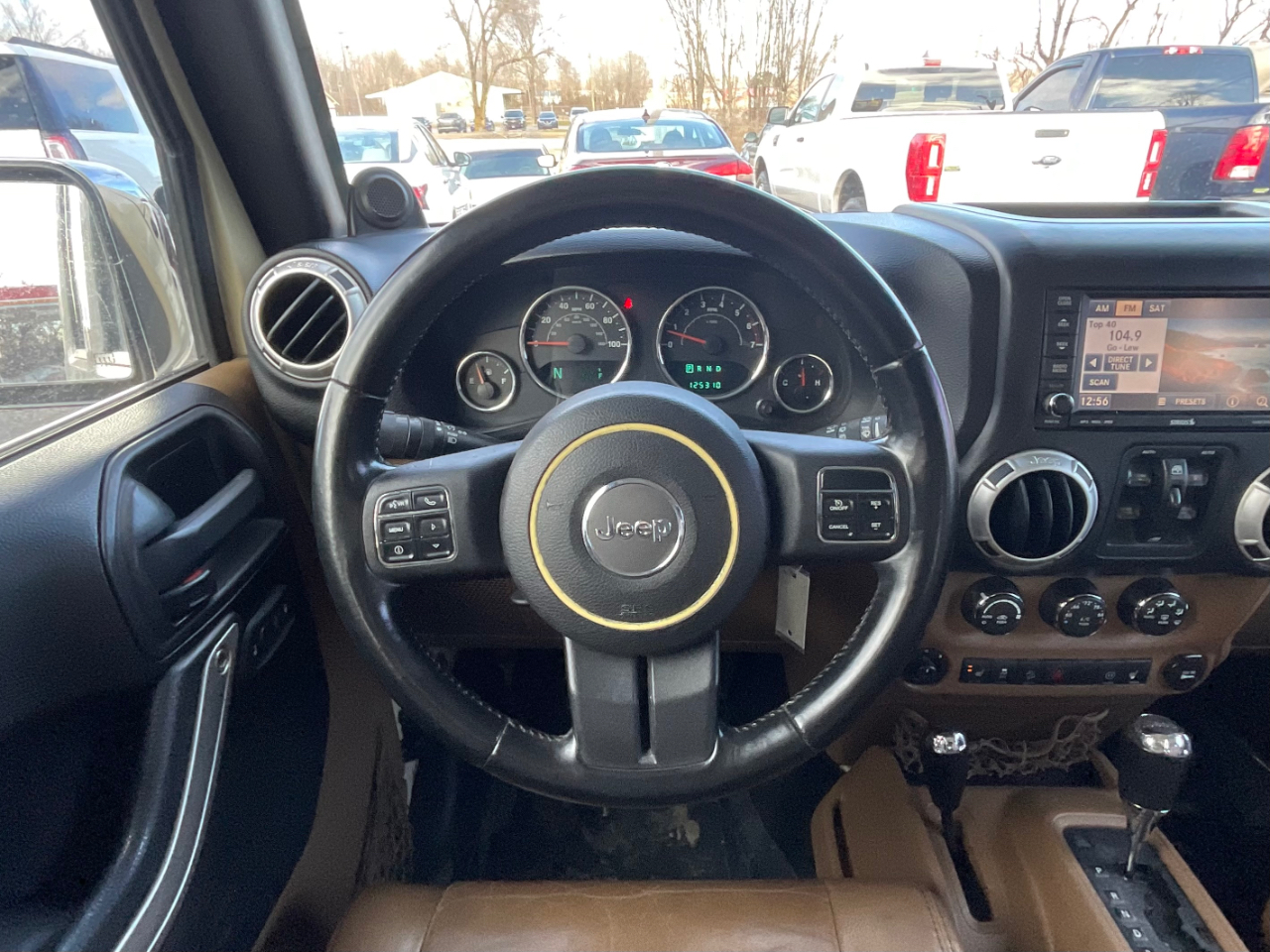 Jeep Wrangler Unlimited Sahara 4WD 2011