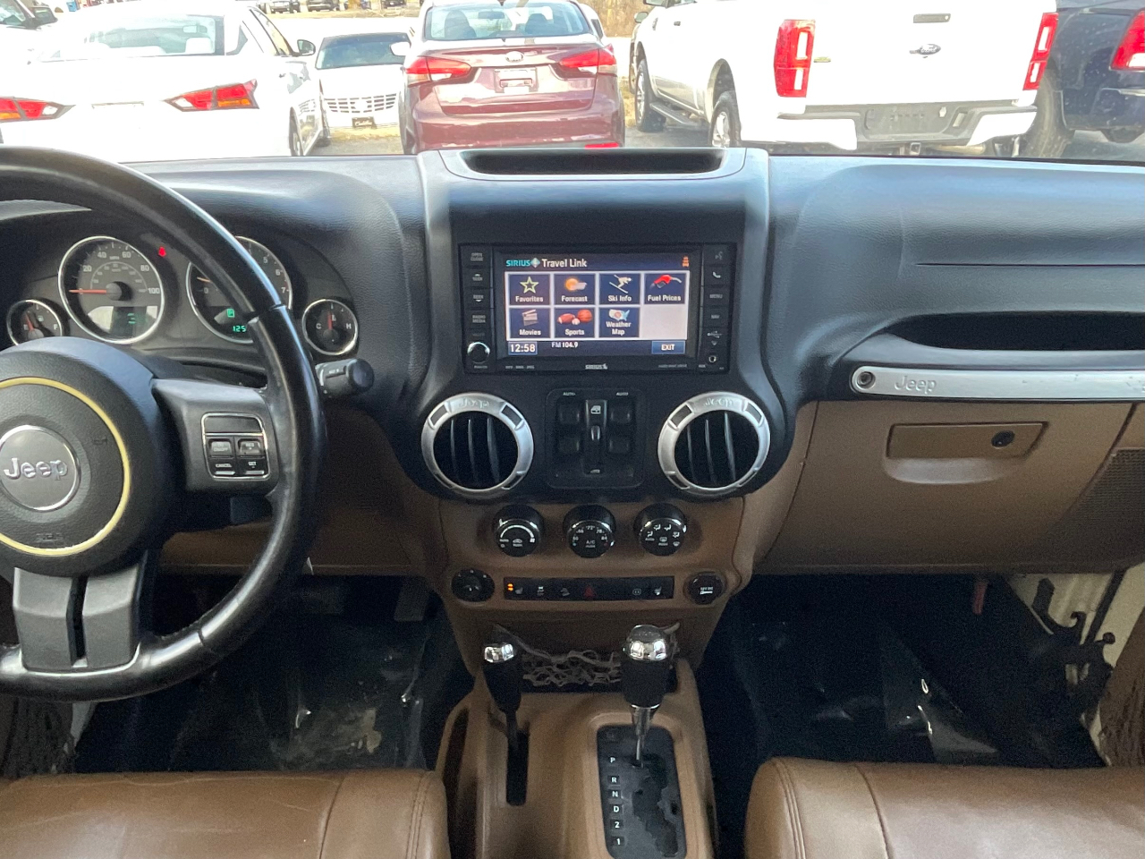 Jeep Wrangler Unlimited Sahara 4WD 2011