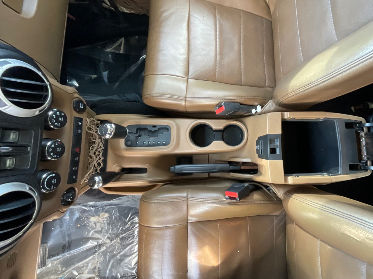 Jeep Wrangler Unlimited Sahara 4WD 2011