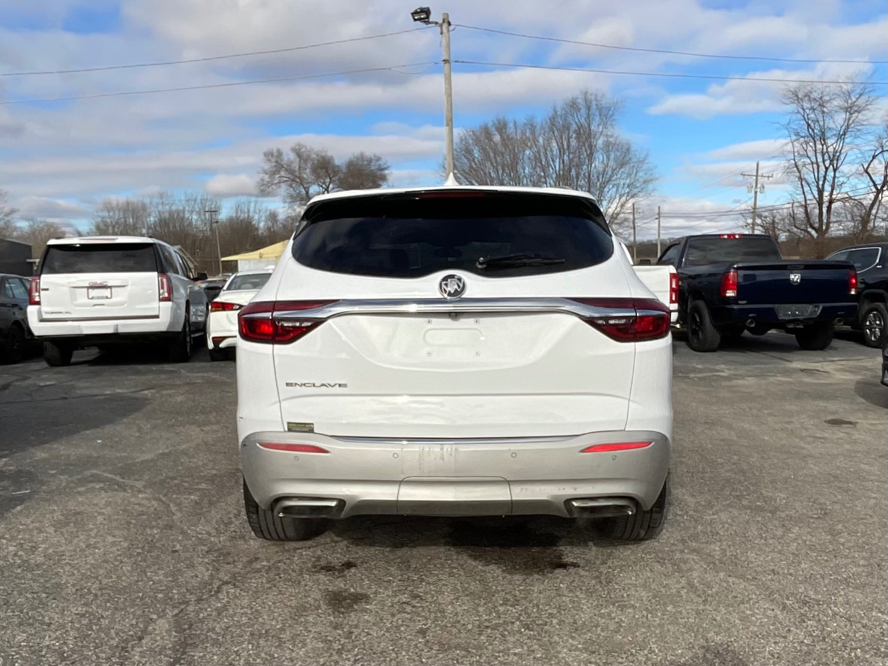 Buick Enclave Essence FWD 2020