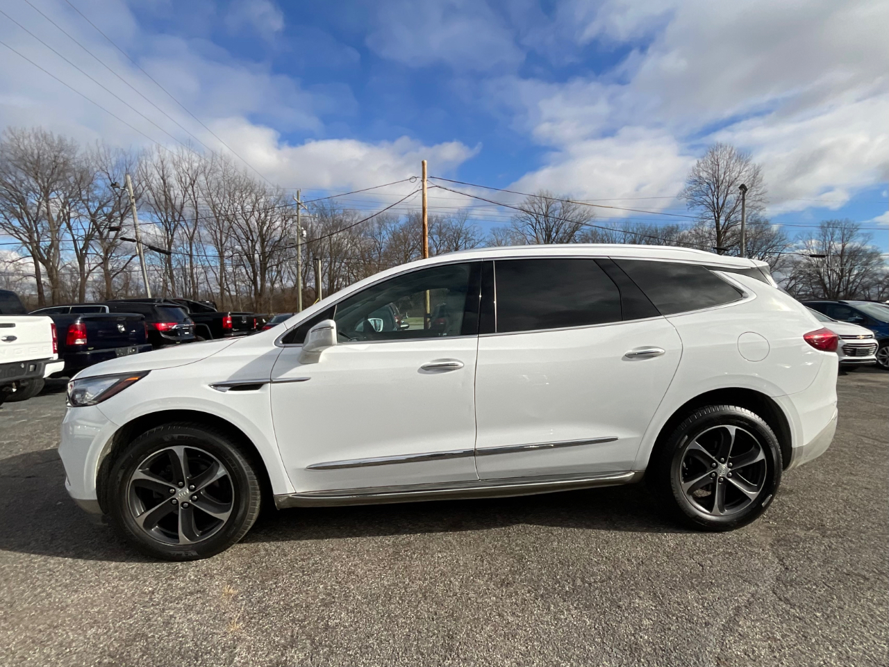 Buick Enclave Essence FWD 2020