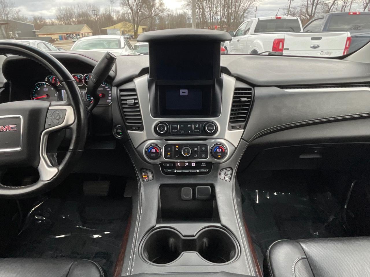 GMC Yukon XL SLT 4WD 2019