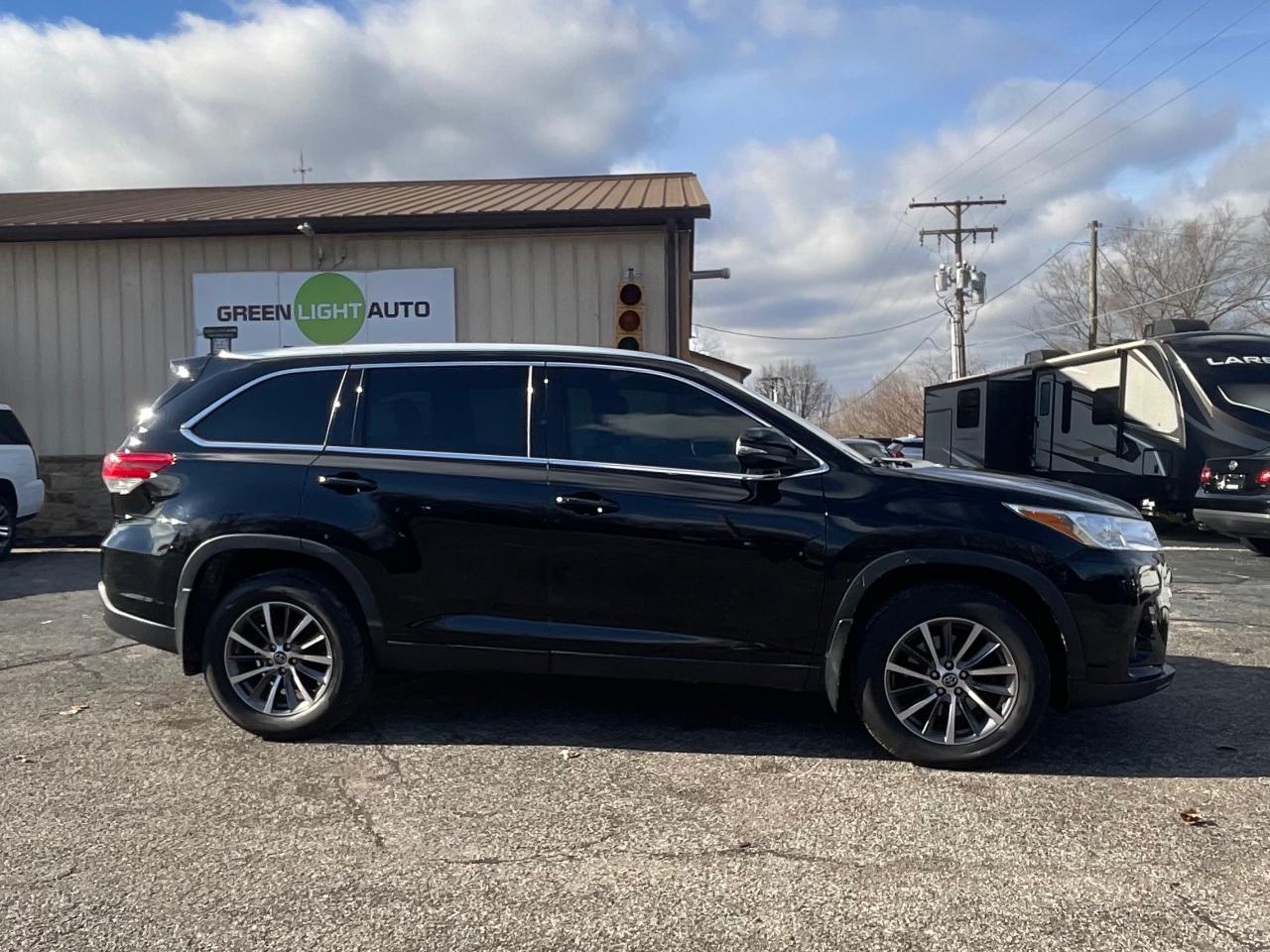 Toyota Highlander XLE AWD V6 2019