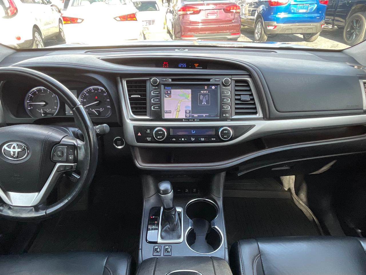 Toyota Highlander XLE AWD V6 2019