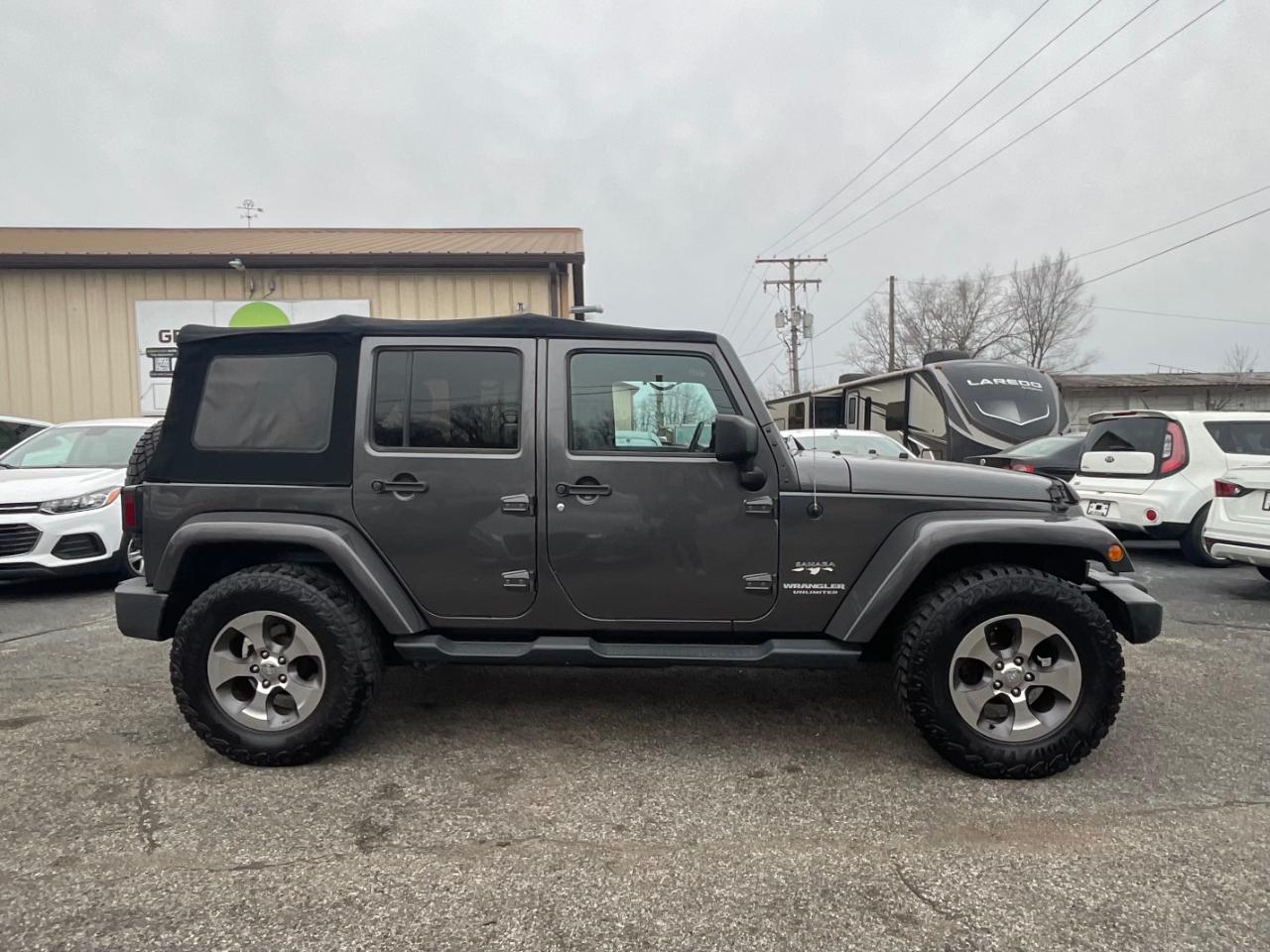 Jeep Wrangler Unlimited Sahara 4WD 2016