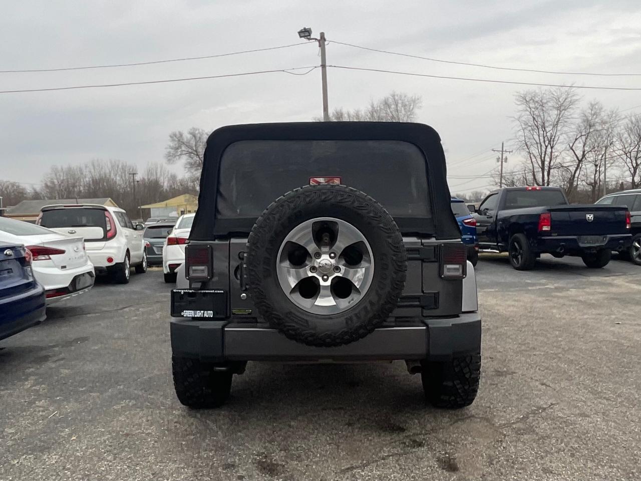 Jeep Wrangler Unlimited Sahara 4WD 2016