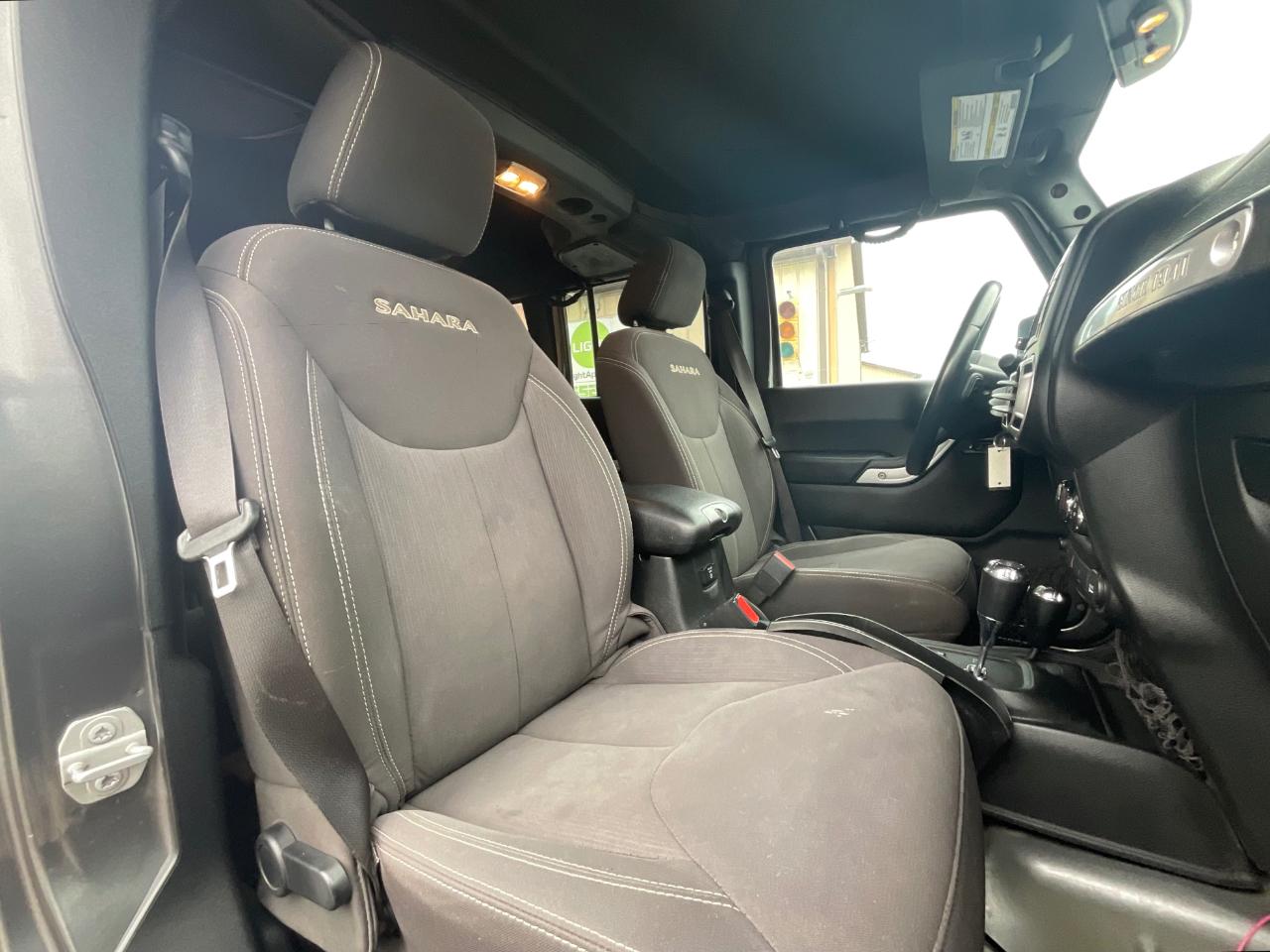 Jeep Wrangler Unlimited Sahara 4WD 2016