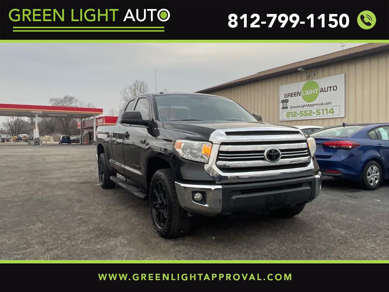 2017 Toyota Tundra SR5's photo