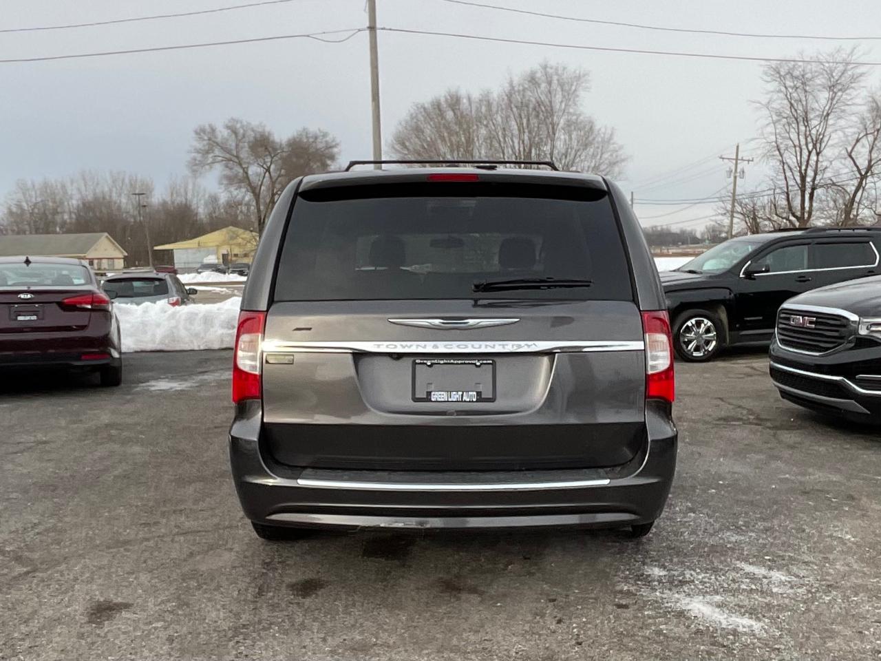 Chrysler Town & Country Touring 2015