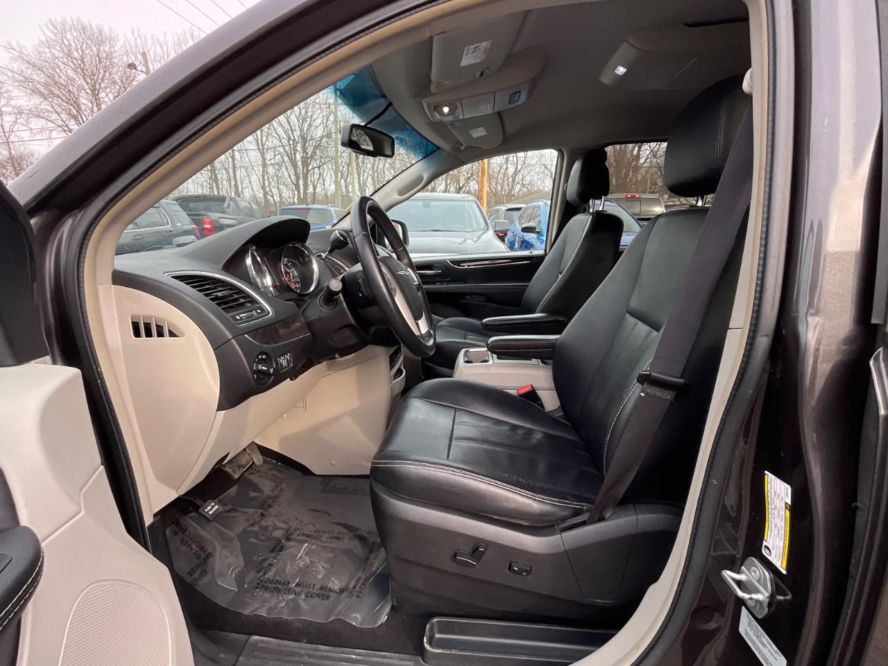 Chrysler Town & Country Touring 2015