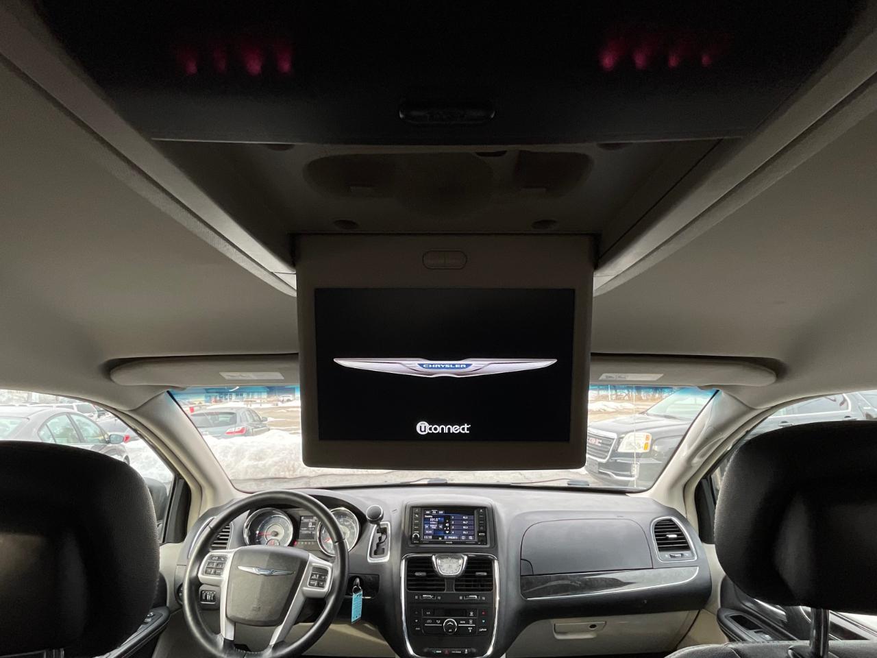 Chrysler Town & Country Touring 2015