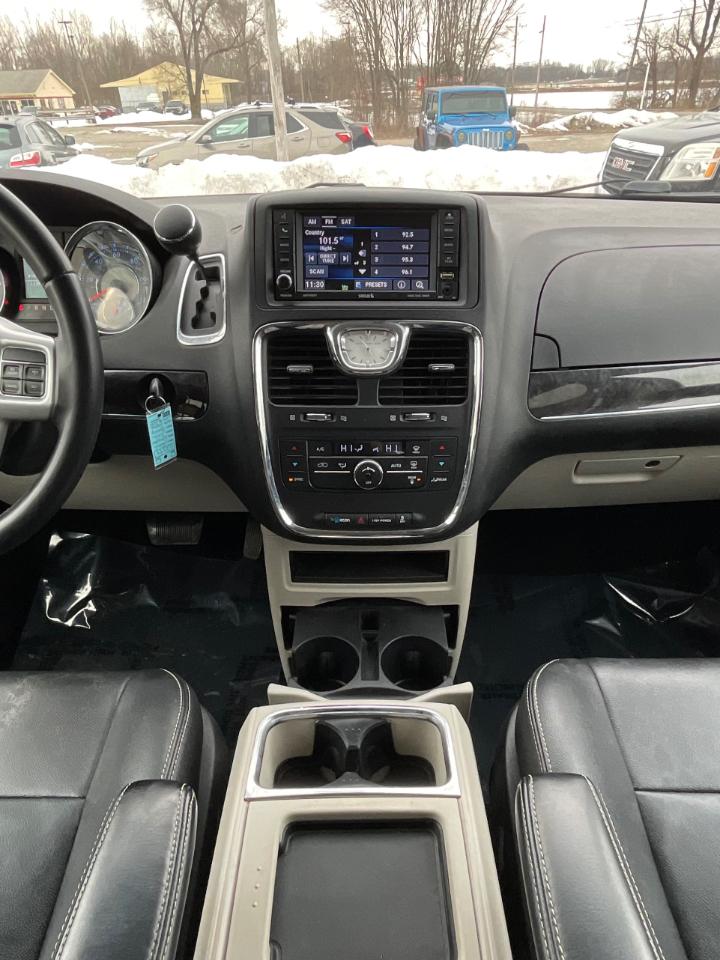 Chrysler Town & Country Touring 2015