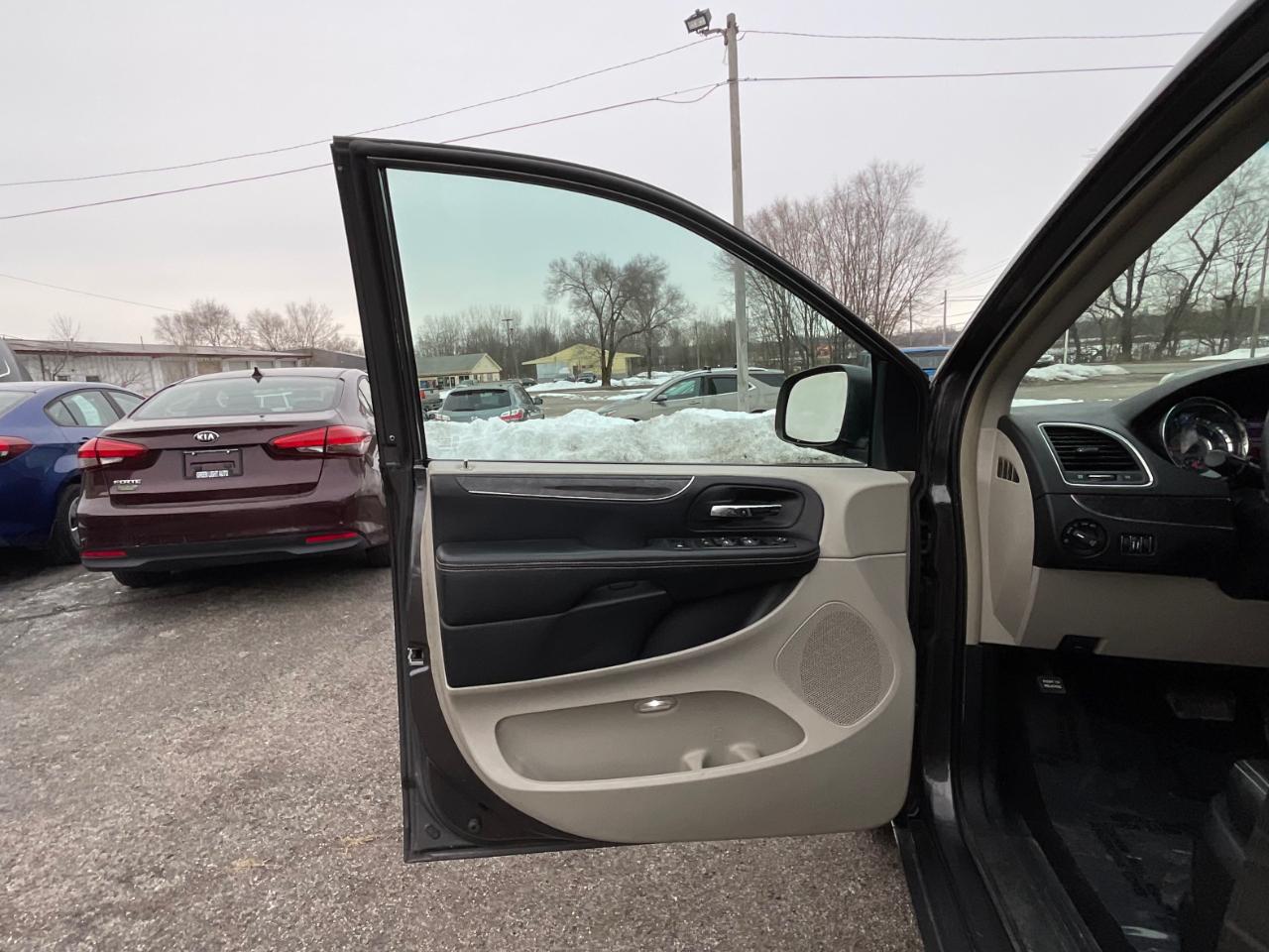 Chrysler Town & Country Touring 2015