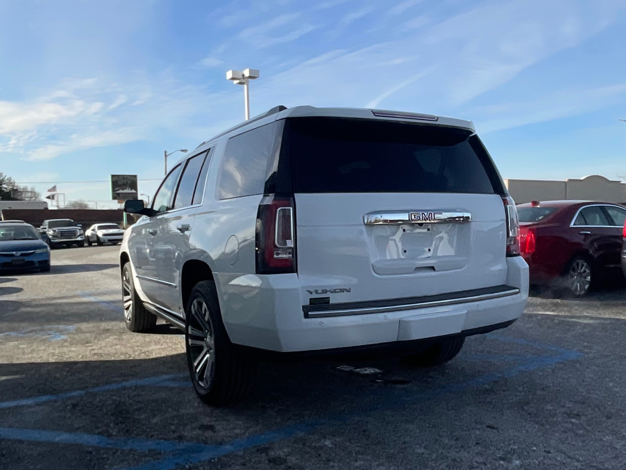 GMC Yukon Denali 4WD 2018