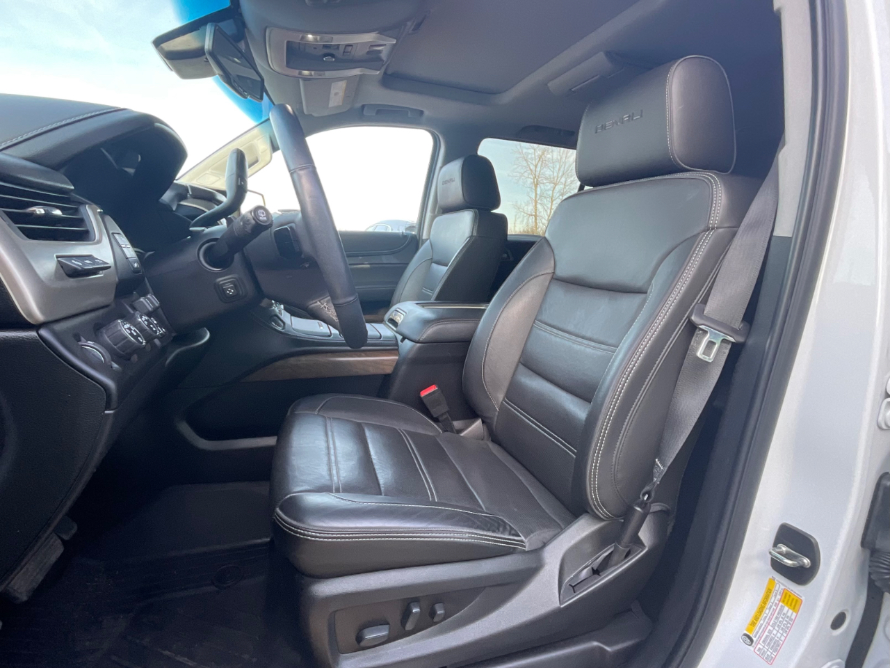 GMC Yukon Denali 4WD 2018