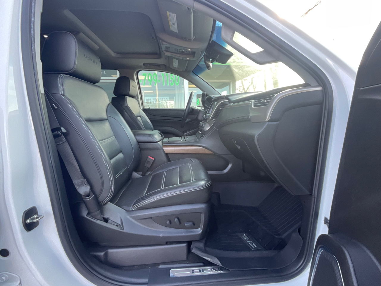 GMC Yukon Denali 4WD 2018