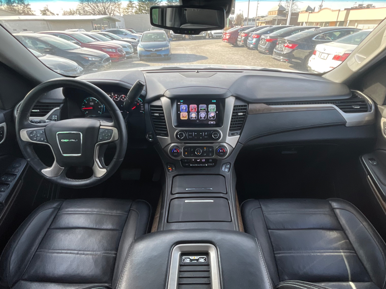 GMC Yukon Denali 4WD 2018