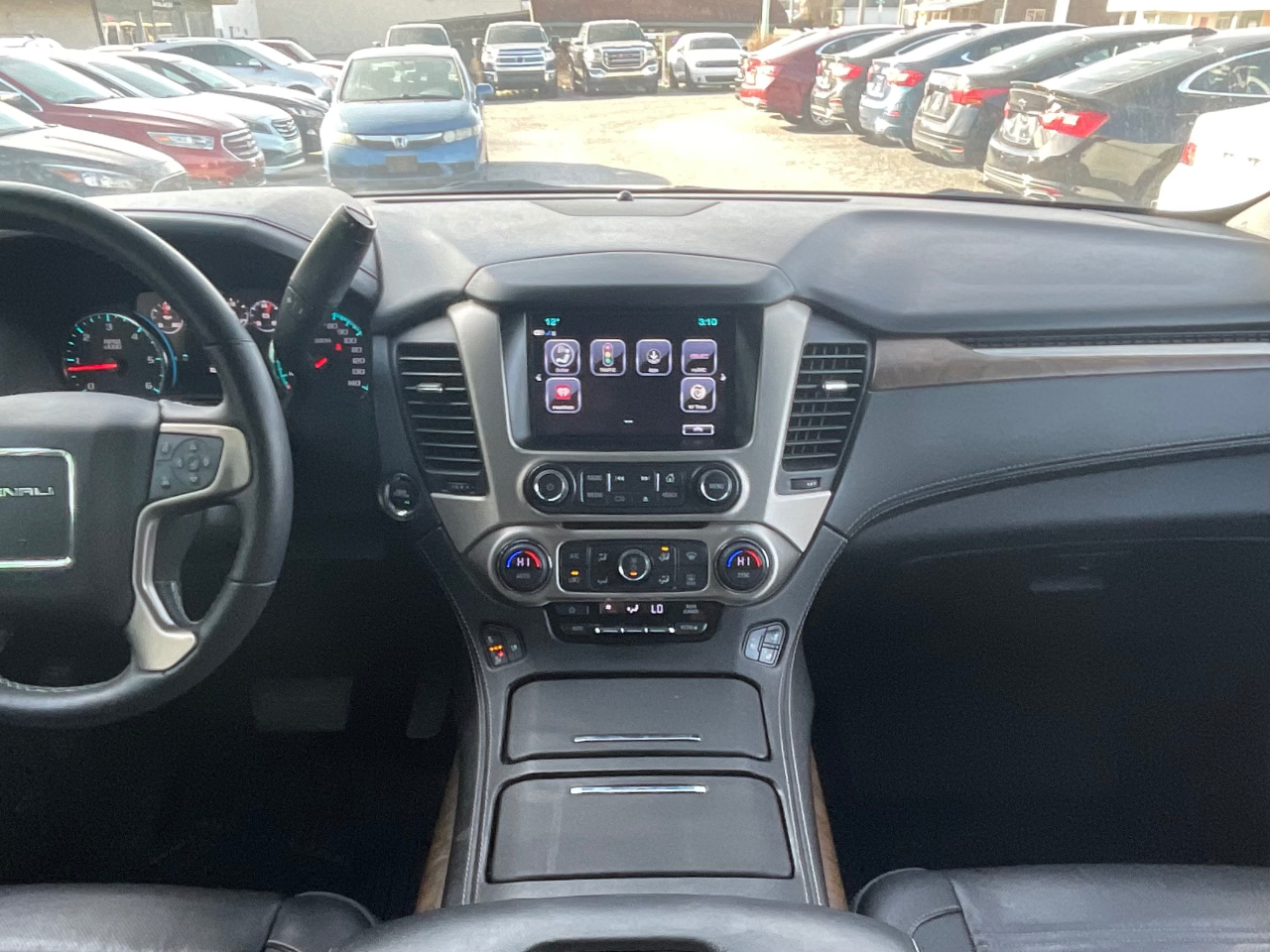 GMC Yukon Denali 4WD 2018