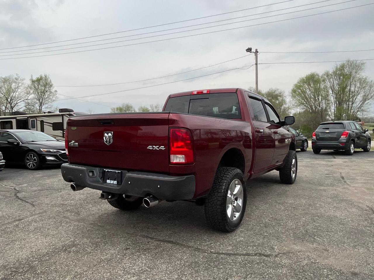 RAM 1500 SLT Crew Cab SWB 4WD 2017